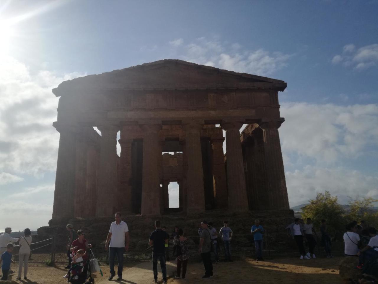 Locazione Turistica Domus Re Bed and Breakfast Αγκριτζέντο Εξωτερικό φωτογραφία